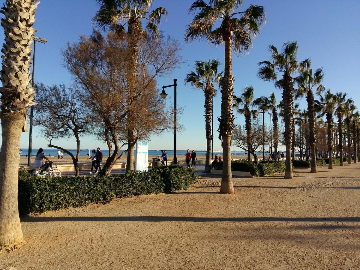 Exclusive 3 Bedroom Beach Apartment Valence Extérieur photo